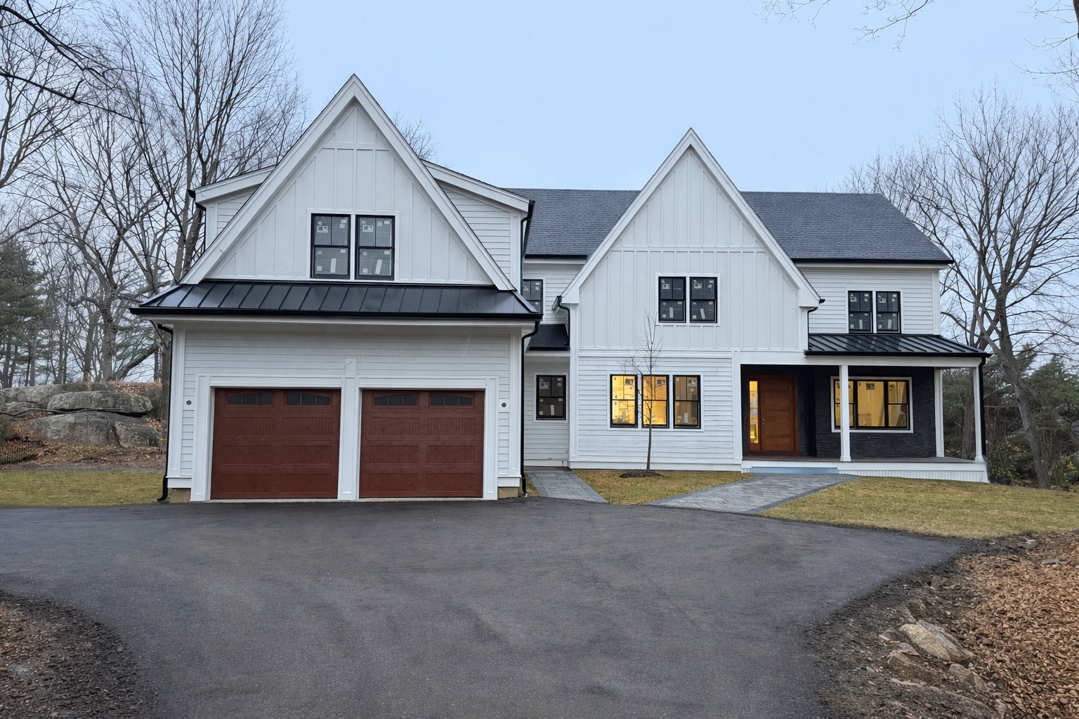 60 Rear Lynnbrook Rd - Luxury New Construction